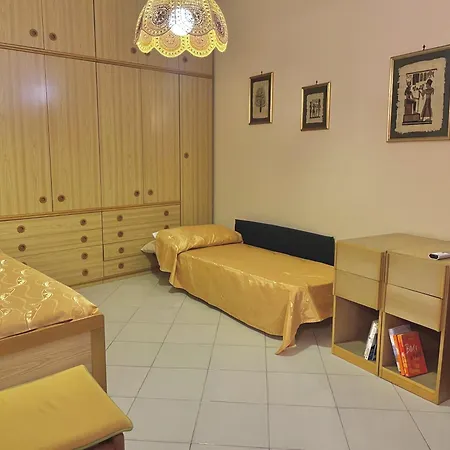 Apartment Frontemare Da Anna Giardini Naxos