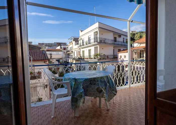 Frontemare Da Anna Apartment *