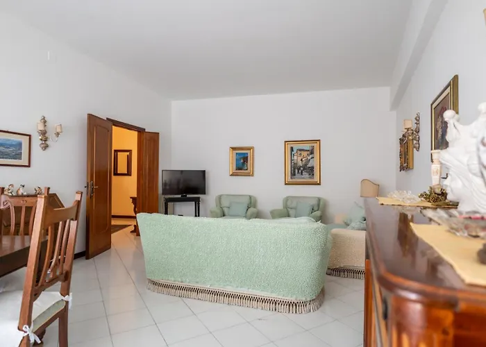 Frontemare Da Anna * Giardini Naxos