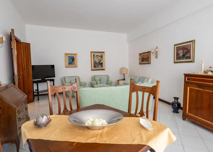 Frontemare Da Anna Apartment