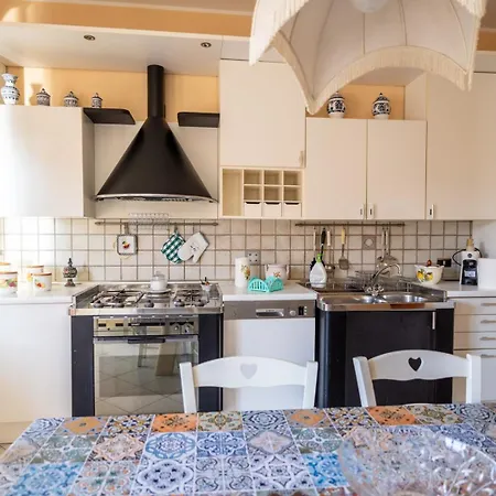 Frontemare Da Anna גיארדיני נאקסוס